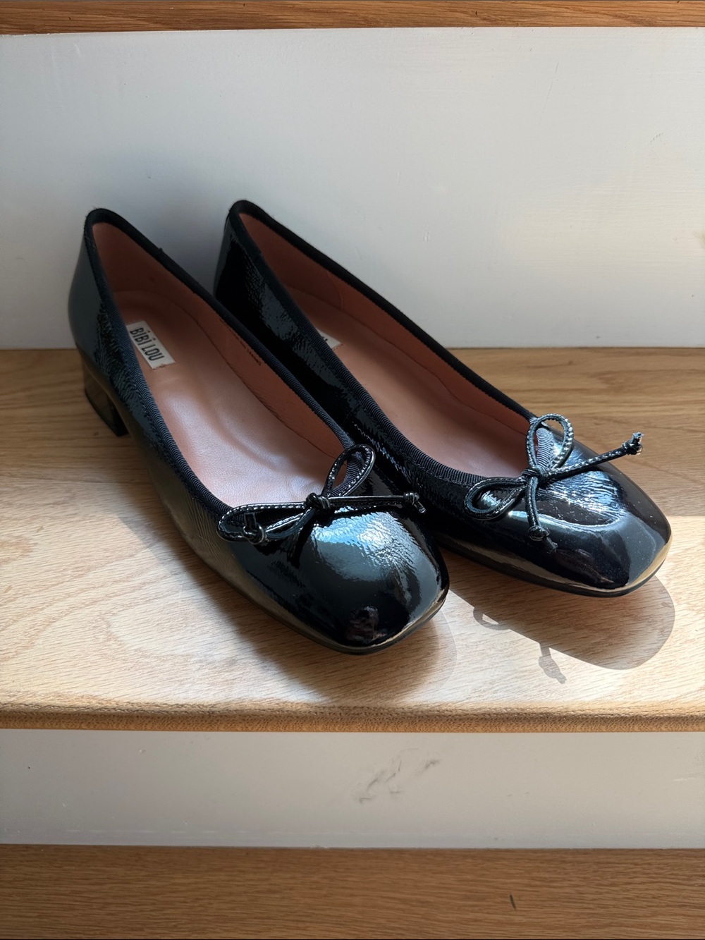 Bibi Lou Heeled Leather Ballet Pumps - Picture 2 of 6